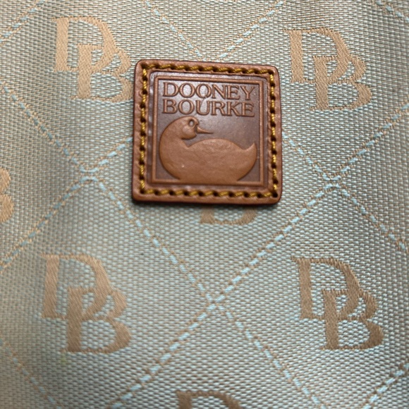 Love this Dooney and Bourke Davis Tassel Shopper on Sea - Picture 4 of 6